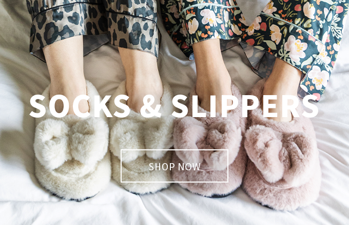 SOCKS & SLIPPERS
